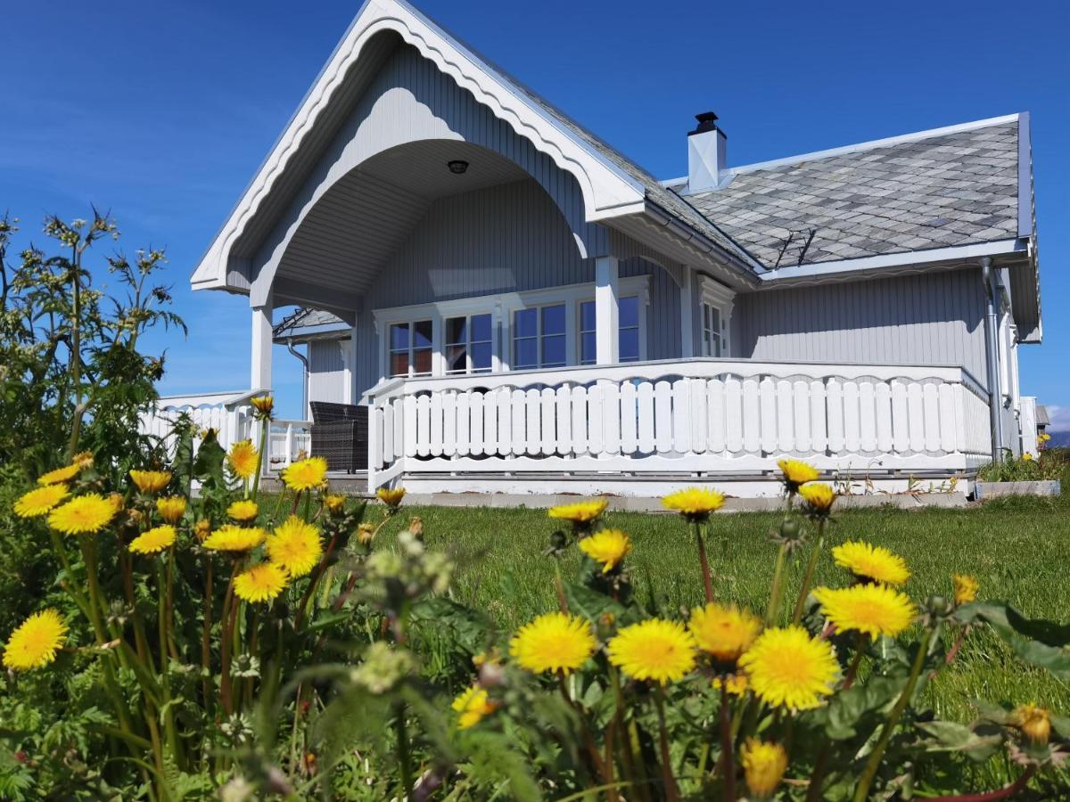 Banpim Beachside Lofoten Ramberg Exterior photo